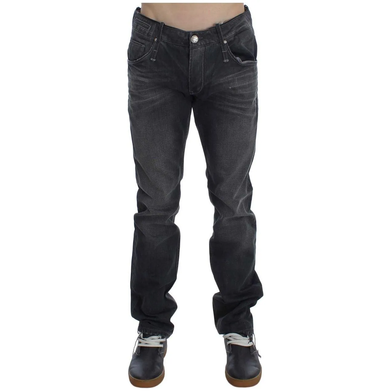 Acht Elevate Your Style with Timeless Gray Jeans